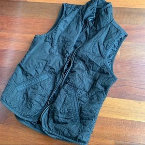 Old Navy Black Quilted Vest